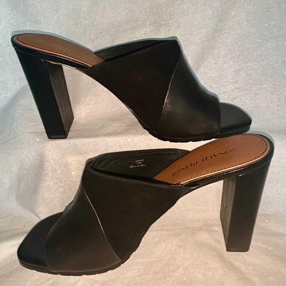 Donald J. Pliner Black Leather Suede Size 10 Platform Slides 4" heel STRIKING